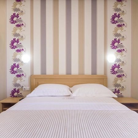 Seabird Apartments Skala Potamia  Zimmer foto